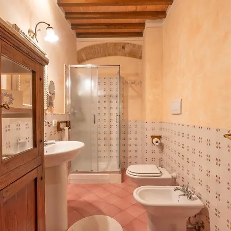 Old Tuscanys Hills - Beautiful House Close To Florence Apartment *